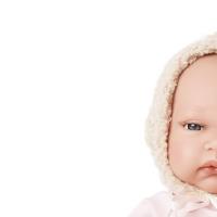 Lalka hiszpańska Baby Toneta. Wydawca: Antonio Juan. SmakLiter.pl Opakowanie Lalka hiszpańska Baby Toneta