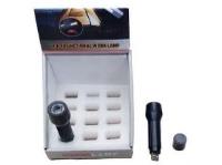 Latarka czarna USB 11cm. Wydawca: Madej. SmakLiter.pl Opakowanie Latarka czarna USB 11cm