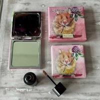 Lusterko w pudełku Chomik Herbert. Wydawca: Alex Clark. SmakLiter.pl Opakowanie Lusterko w pudełku Chomik Herbert