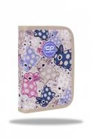 Piórnik 1-komorowy bez wyposażenia Coolpack Clipper White Bunny. Wydawca: Patio. SmakLiter.pl Opakowanie Piórnik 1-komorowy bez wyposażenia Coolpack Clipper White Bunny