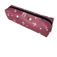 Piórnik prostokąt kostka Kwiatki na wisience. Wydawca: Bee-bee. SmakLiter.pl Opakowanie Piórnik prostokąt kostka Kwiatki na wisience