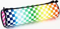 Piórnik rolka Checkers 3. Wydawca: Fandy. SmakLiter.pl Opakowanie Piórnik rolka Checkers 3