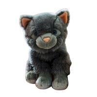 Pluszowy kot siedzący szary. Wydawca: Anek. SmakLiter.pl Opakowanie Pluszowy kot siedzący szary