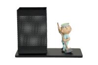 Przybornik biurkowy z figurką: Lolek Marynarz. Wydawca: Tisso-Toys. SmakLiter.pl Opakowanie Przybornik biurkowy z figurką: Lolek Marynarz