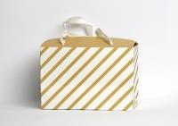 Opakowanie Pudełko złocone paski S