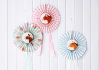 Opakowanie Rozety dekoracyjne Konie 35cm 3szt