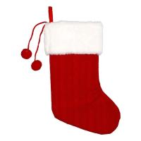 Skarpeta z pomponami czerwona. Wydawca: incood.. SmakLiter.pl Opakowanie Skarpeta z pomponami czerwona