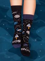 skarpety/ KOSMOS 41-46. Wydawca: Nadwyraz. SmakLiter.pl Opakowanie skarpety/ KOSMOS 41-46