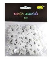 Śnieżynki z pianki brokatowej białe ok 30szt. Wydawca: Galeria Hobby. SmakLiter.pl Opakowanie Śnieżynki z pianki brokatowej białe ok 30szt