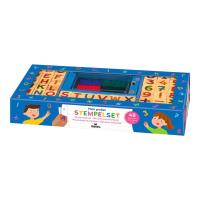 Stempelki Drewniane - Alfabet, Cyfry, Znaki... Wydawca: Moses. SmakLiter.pl Opakowanie Stempelki Drewniane - Alfabet, Cyfry, Znaki..