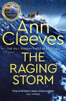 The Raging Storm. Autor: Cleeves Ann. SmakLiter.pl Okładka książki The Raging Storm
