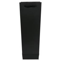 Torebka Black butelka 12x39x9cm. Wydawca: Ziemia Obiecana. SmakLiter.pl Opakowanie Torebka Black butelka 12x39x9cm