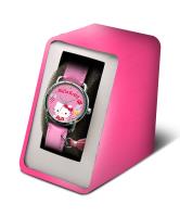 Zegarek analogowy z koralowym paskiem w metalowym opakowniu Hello Kitty HK50039. Wydawca: Kids Euroswan. SmakLiter.pl Opakowanie Zegarek analogowy z koralowym paskiem w metalowym opakowniu Hello Kitty HK50039
