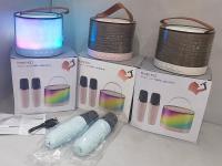 Zestaw 2 mikrofonów z głośnikiem MIX. Wydawca: ADAR. SmakLiter.pl Opakowanie Zestaw 2 mikrofonów z głośnikiem MIX