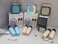 Zestaw 2 mikrofonów z głośnikiem MIX. Wydawca: ADAR. SmakLiter.pl Opakowanie Zestaw 2 mikrofonów z głośnikiem MIX