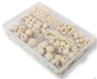 Zestaw koralików drewnianych 485 elementów. Wydawca: PENWORD. SmakLiter.pl Opakowanie Zestaw koralików drewnianych 485 elementów