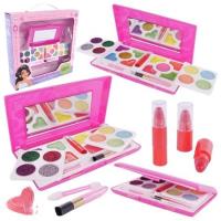 Zestaw piękności do makijażu. Wydawca: Maksik. SmakLiter.pl Opakowanie Zestaw piękności do makijażu