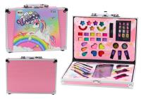 Opakowanie Zestaw piękności w różowej walizce