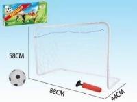 Zestaw piłkarski z bramką. Wydawca: Madej. SmakLiter.pl Opakowanie Zestaw piłkarski z bramką