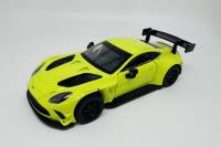 Opakowanie Aston Martin Vantage żółty światło+dźwięk
