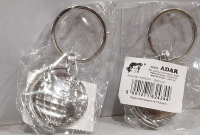 Brelok metalowy globus. Wydawca: ADAR. SmakLiter.pl Opakowanie Brelok metalowy globus