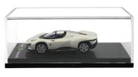 Opakowanie Ferrari Daytona SP3 1:64 white