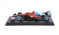 Opakowanie Ferrari Formula (With Helmet&Plastic Stand) 1:43