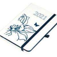 Hip hop Kalendarz B6 tyg. biało-niebieski 2021. Autor: Opracowanie zbiorowe. SmakLiter.pl Okładka książki Hip hop Kalendarz B6 tyg. biało-niebieski 2021