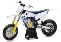 Opakowanie Husqvarna FS450 2019 1:12