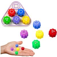 Kości do gry w gonggi hacele 5szt. Wydawca: Leantoys. SmakLiter.pl Opakowanie Kości do gry w gonggi hacele 5szt