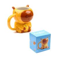 Kubek ceramiczny Kapibara MUG466. Wydawca: PUCKATOR EUROPEAN DISTRIBUTION CENTRE. SmakLiter.pl Opakowanie Kubek ceramiczny Kapibara MUG466