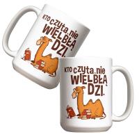 Kubek - Kto czyta, nie wielbłądzi 440ml. Wydawca: Molom. SmakLiter.pl Opakowanie Kubek - Kto czyta, nie wielbłądzi 440ml