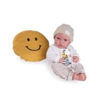 Lalka hiszpańska Erik z poduszką 42cm. Wydawca: Antonio Juan. SmakLiter.pl Opakowanie Lalka hiszpańska Erik z poduszką 42cm