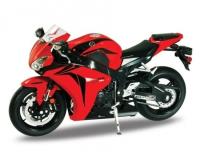 Motocykl Honda CBR 1000 RR czerwony 1:10 WELLY. Wydawca: Welly. SmakLiter.pl Opakowanie Motocykl Honda CBR 1000 RR czerwony 1:10 WELLY
