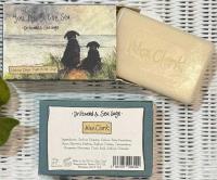 Mydło ozdobne Psy na wydmach. Wydawca: Alex Clark. SmakLiter.pl Opakowanie Mydło ozdobne Psy na wydmach