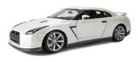 Opakowanie Nissan GT-R R35 1:18 biały BBURAGO