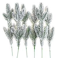 Ośnieżone gałązki sosny 25cm 6szt. Wydawca: Dalprint. SmakLiter.pl Opakowanie Ośnieżone gałązki sosny 25cm 6szt