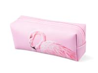 Piórnik saszetka cube print 1 8x5x19,5cm. Wydawca: MFP. SmakLiter.pl Opakowanie Piórnik saszetka cube print 1 8x5x19,5cm