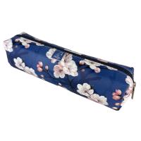 Piórnik szkolny młodzieżowy prostokąt kostka Kwiaty Wiśni. Wydawca: EV-Corp. SmakLiter.pl Opakowanie Piórnik szkolny młodzieżowy prostokąt kostka Kwiaty Wiśni