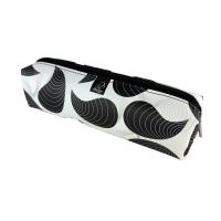 Piórnik szkolny młodzieżowy prostokąt kostka Łezki. Wydawca: EV-Corp. SmakLiter.pl Opakowanie Piórnik szkolny młodzieżowy prostokąt kostka Łezki