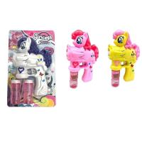 Pistolet do baniek kucyk światło dźwięk MIX. Wydawca: TOYS Paweł Wojda. SmakLiter.pl Opakowanie Pistolet do baniek kucyk światło dźwięk MIX