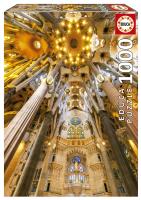 Puzzle 1000  Wnętrze Sagrada Familia Barcelona Hiszpania 111649. Wydawca: Educa. SmakLiter.pl Opakowanie Puzzle 1000  Wnętrze Sagrada Familia Barcelona Hiszpania 111649
