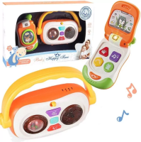 Radio grające i telefonik z klapką. Wydawca: Lena. SmakLiter.pl Opakowanie Radio grające i telefonik z klapką