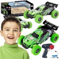 Samochód RC Technologia 2.4G. Wydawca: Maksik. SmakLiter.pl Opakowanie Samochód RC Technologia 2.4G