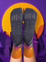 skarpety/ PAŁAC KULTURY I NAUKI / wersja pomarańczowa /41-46. Wydawca: Nadwyraz. SmakLiter.pl Opakowanie skarpety/ PAŁAC KULTURY I NAUKI / wersja pomarańczowa /41-46