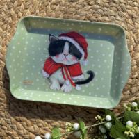 Taca mała Świąteczny kotek w przebraniu Święta. Wydawca: Alex Clark. SmakLiter.pl Opakowanie Taca mała Świąteczny kotek w przebraniu Święta