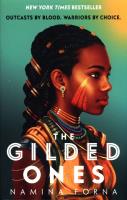 The Gilded Ones. Autor: Forna Namina. SmakLiter.pl Okładka książki The Gilded Ones