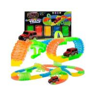 Opakowanie Tor samochodowy świecący w ciemności z autkiem