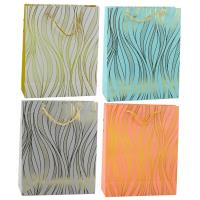 Torebka prezentowa 32x26x12cm MIX. Wydawca: Leantoys. SmakLiter.pl Opakowanie Torebka prezentowa 32x26x12cm MIX