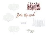 Zestaw dekoracji samochodowych Just Married. Wydawca: PartyDeco. SmakLiter.pl Opakowanie Zestaw dekoracji samochodowych Just Married